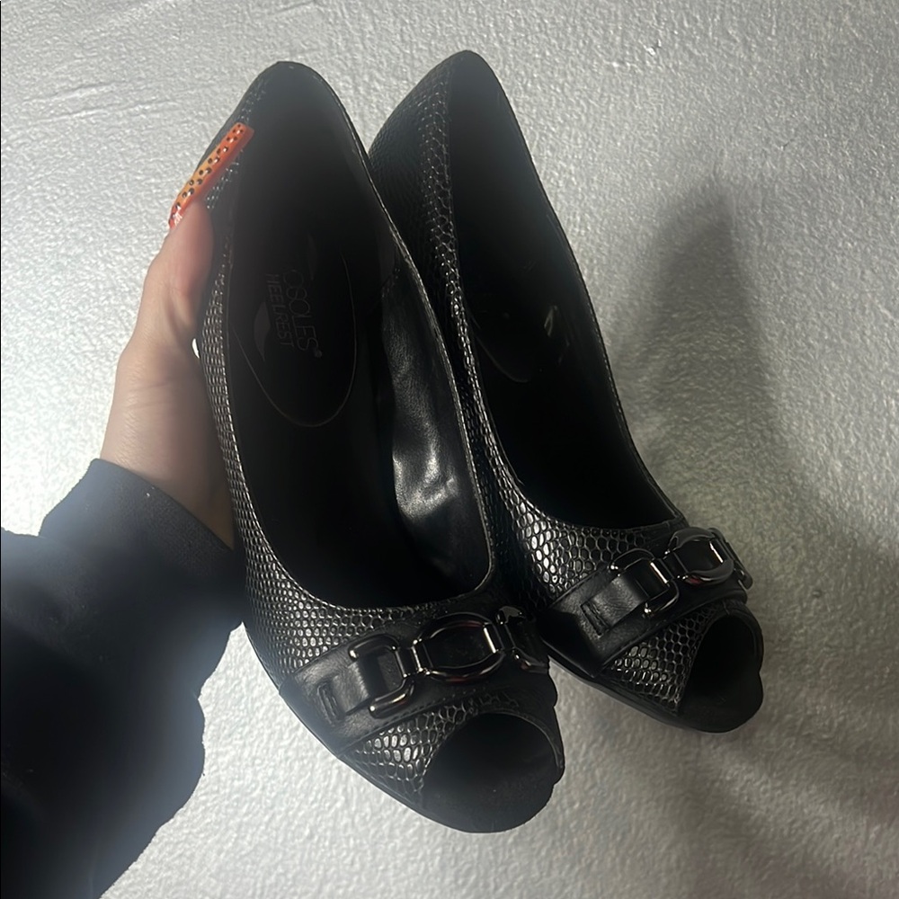 Elegant Black Peep-Toe Heels with Buckle Detail